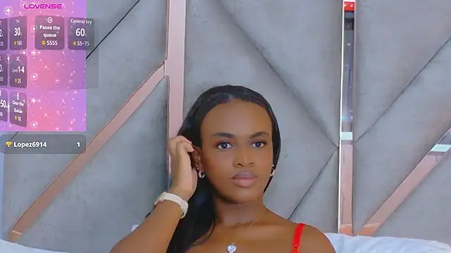 Sally-Noa webcam show