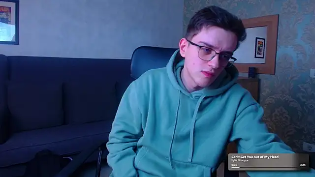 แชท XXX สดของ FelixStarkk