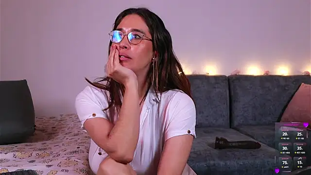 kathieandpovcock1 – Naživo XXX chat