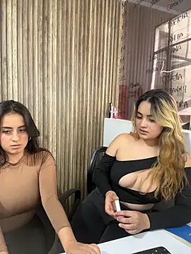 Antonella_Julieta Chat XXX live