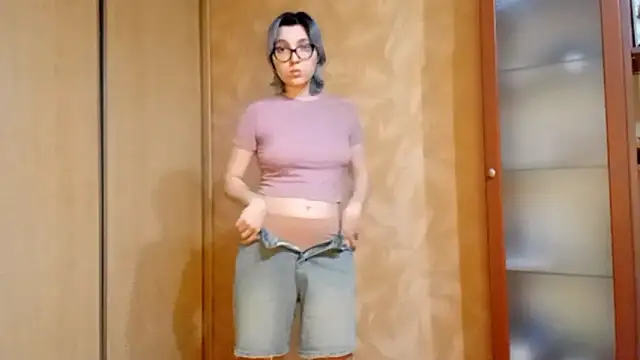 دردشة EvonTabb الجنسية المباشرة