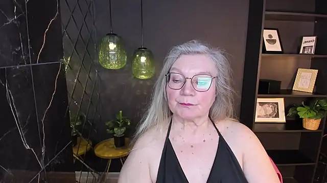 NataliMellow's Webcam Show