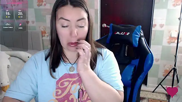 Korolek12 Live XXX Chat