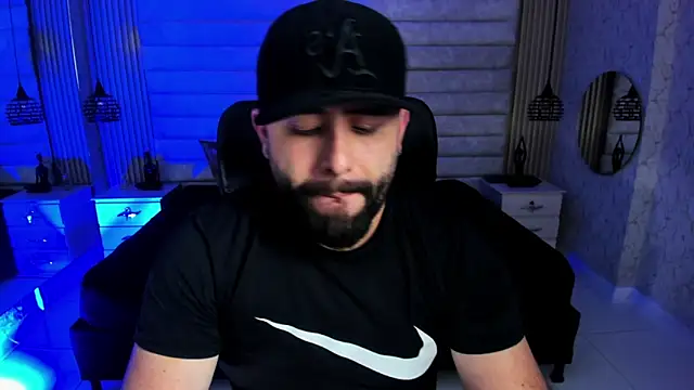 Živý XXX chat jhon_bear03