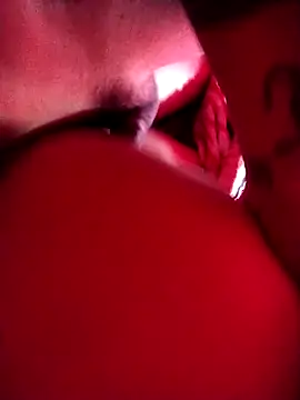 Tucloroformosexxx 在線直播表演