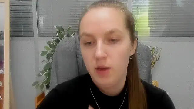 Nessi-Morris Live XXX Chat