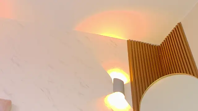 We_DM Adlı Modelin Canlı XXX Sohbeti