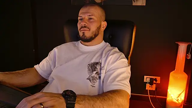 AngeloEric Pertunjukan Webcam