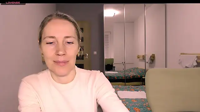 Javelinka Chat XXX live