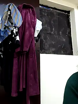 Pokazy przed kamerką – Sweet-kajal7