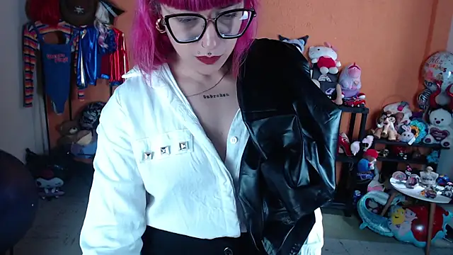 MissMiia2 Live XXX-chat