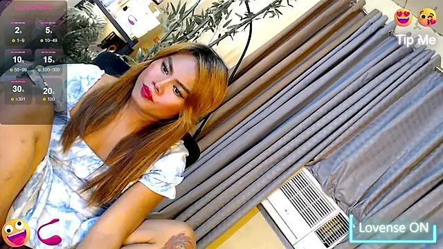 sexy_slut_catalheya's Webcam Show