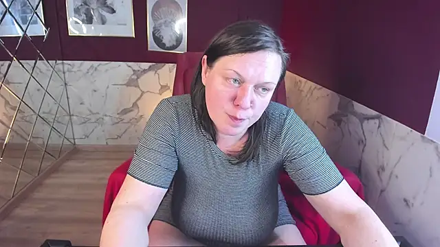 KellyPerfection Chat XXX in diretta