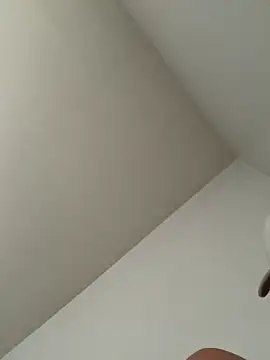 Anonimo_x22 – Naživo XXX chat