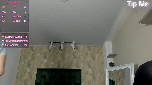 april_dumont: онлайн-секс-чат