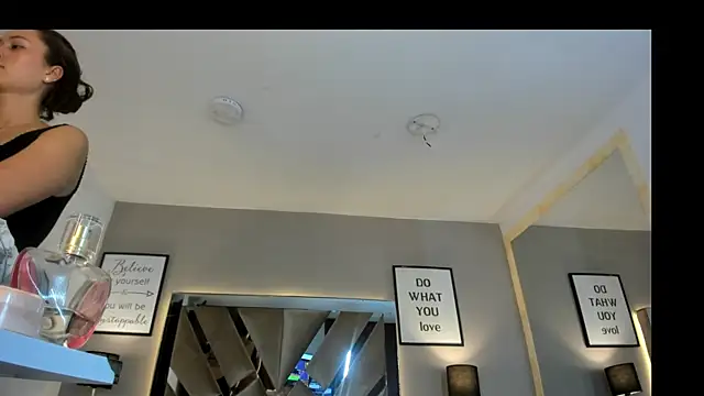 cellestehot: онлайн-секс-чат