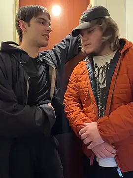 desiredude9 – Naživo XXX chat