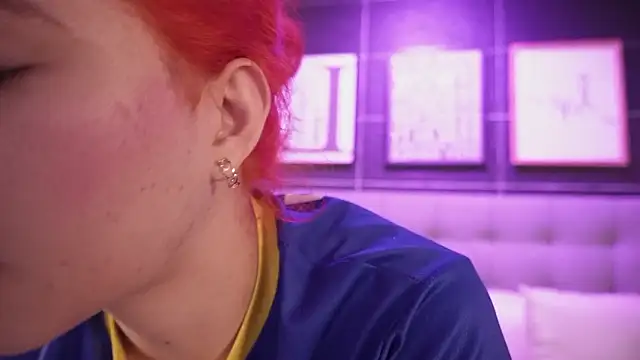 Thalia_Karlsonn Webbikameraesitys