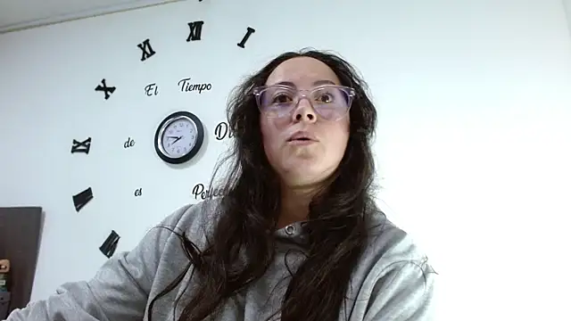 ElaMurray02 现场XXX聊天