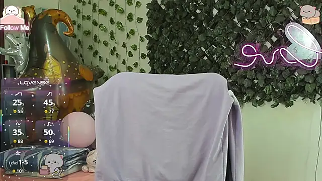 DestinyHills' Live XXX Chat