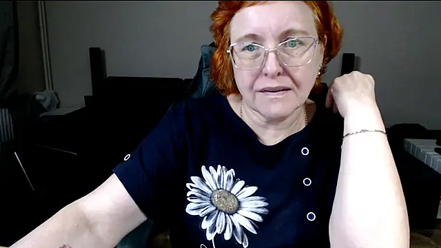 JoannaAndNeighbour Adlı Modelin Canlı XXX Sohbeti