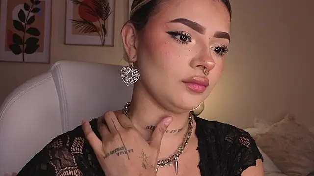 DahianaWalcott Adlı Modelin Canlı XXX Sohbeti