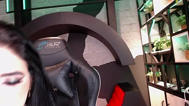 Show modela Valeriabigass na web-kameri