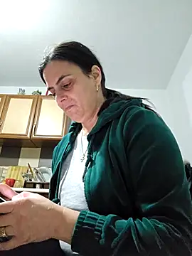 IsabelleCraft: онлайн-секс-чат