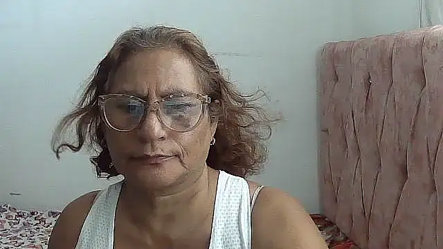 charrysexy1's Live XXX Chat