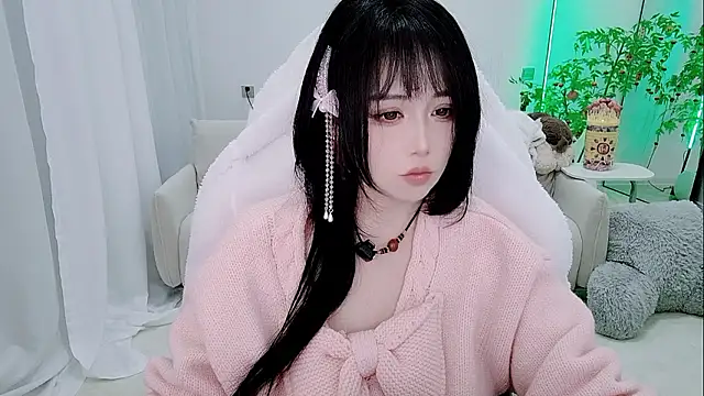 Evangelin-e webcam show