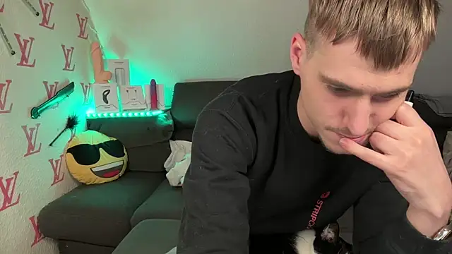 Chat +18 de Cookieboy88 ao vivo