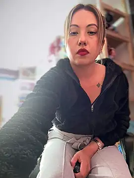 VIOLETA-25_'s Live XXX Chat