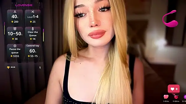 maui_wowie: вебкам-шоу