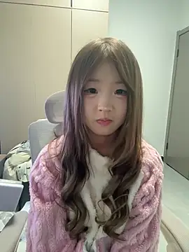 XXX chat uživo modela lelebaybay888