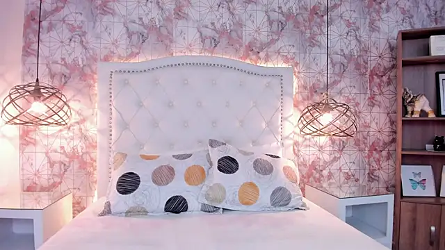 Chat XXX ao vivo de ScarletMore