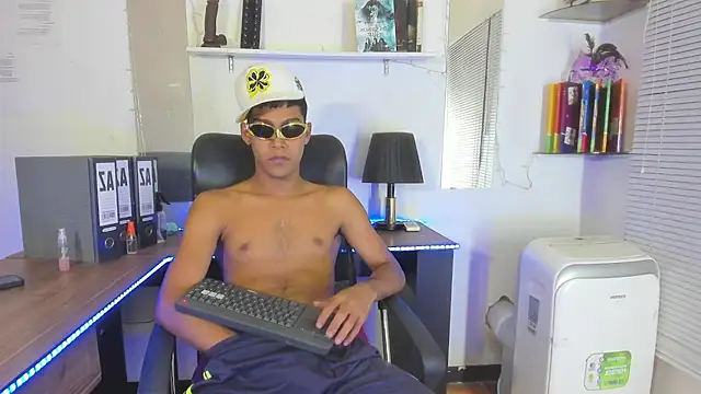 xxKamadevaxxのライブXXXチャット