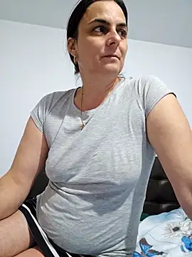 IsabelleCraft's Live XXX Chat