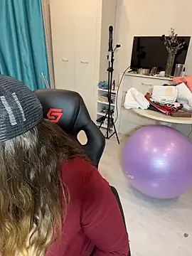 Chat XXX en directo de DienkaGreen