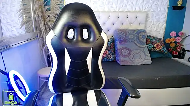 Chat +18 de NathaliaSweet_11 ao vivo