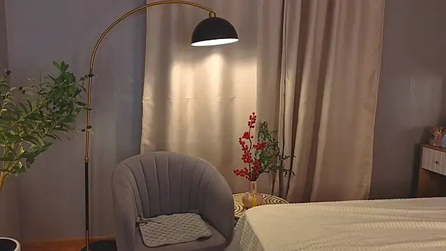 TomieFern's Live XXX Chat