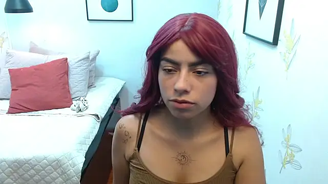 Chat XXX en directo de Laia_white