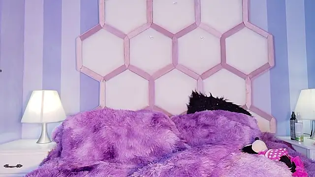 Sembang XXX Secara Langsung yvi_taylor