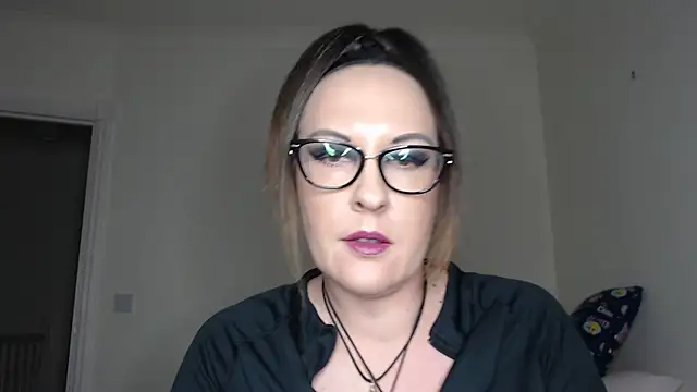 Chatroom XXX en direct de Humiliatrixxxx