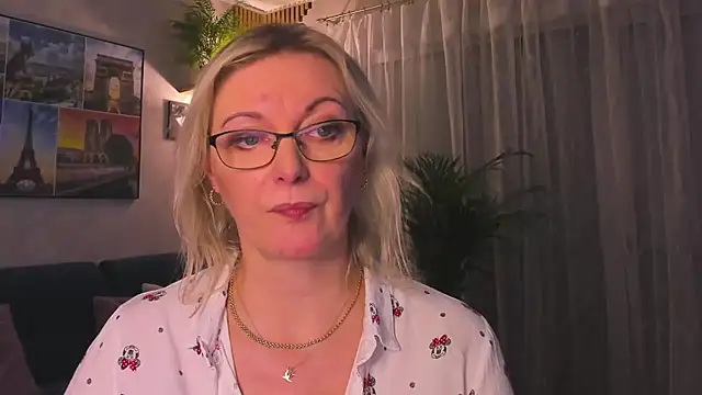 vanessa_chat ওয়েবক্যাম শো