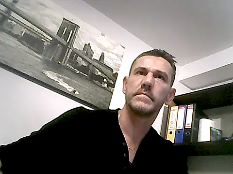 Онлайн чат XXX mastercharisma35