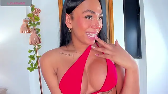 Pokazy przed kamerką – Nicole_Paradise