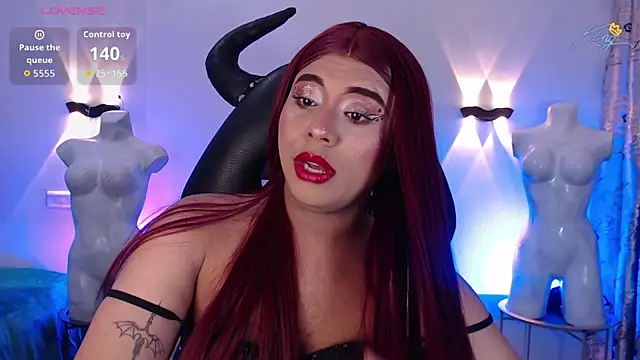 Emili_Roux Chat XXX live