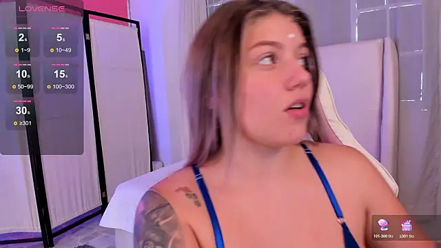 alaia_greyy's Live XXX Chat