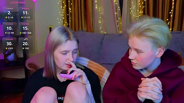 Czat XXX na żywo – Girls_Fingers