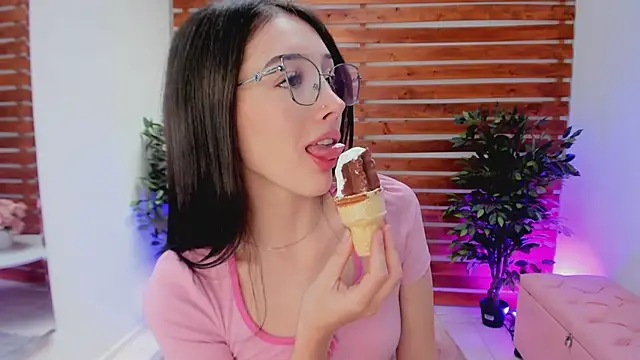 yen_lo_: απευθείας συνομιλία ΧΧΧ